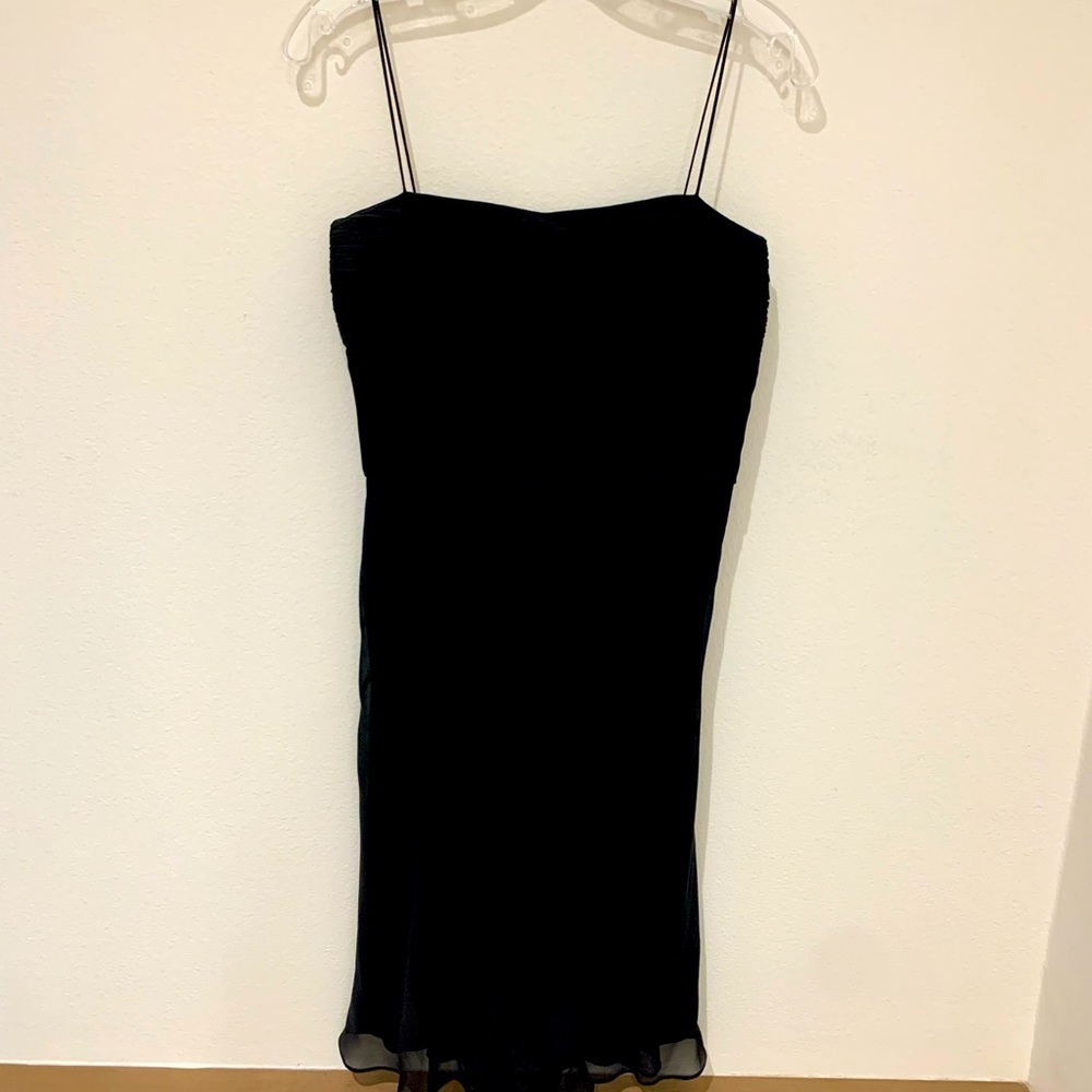 2 Ann Taylor Loft LBD’s in size 2 & 2P. NWT & Like New.